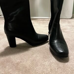 AEROSOLES Black Heeled Boots Size 6